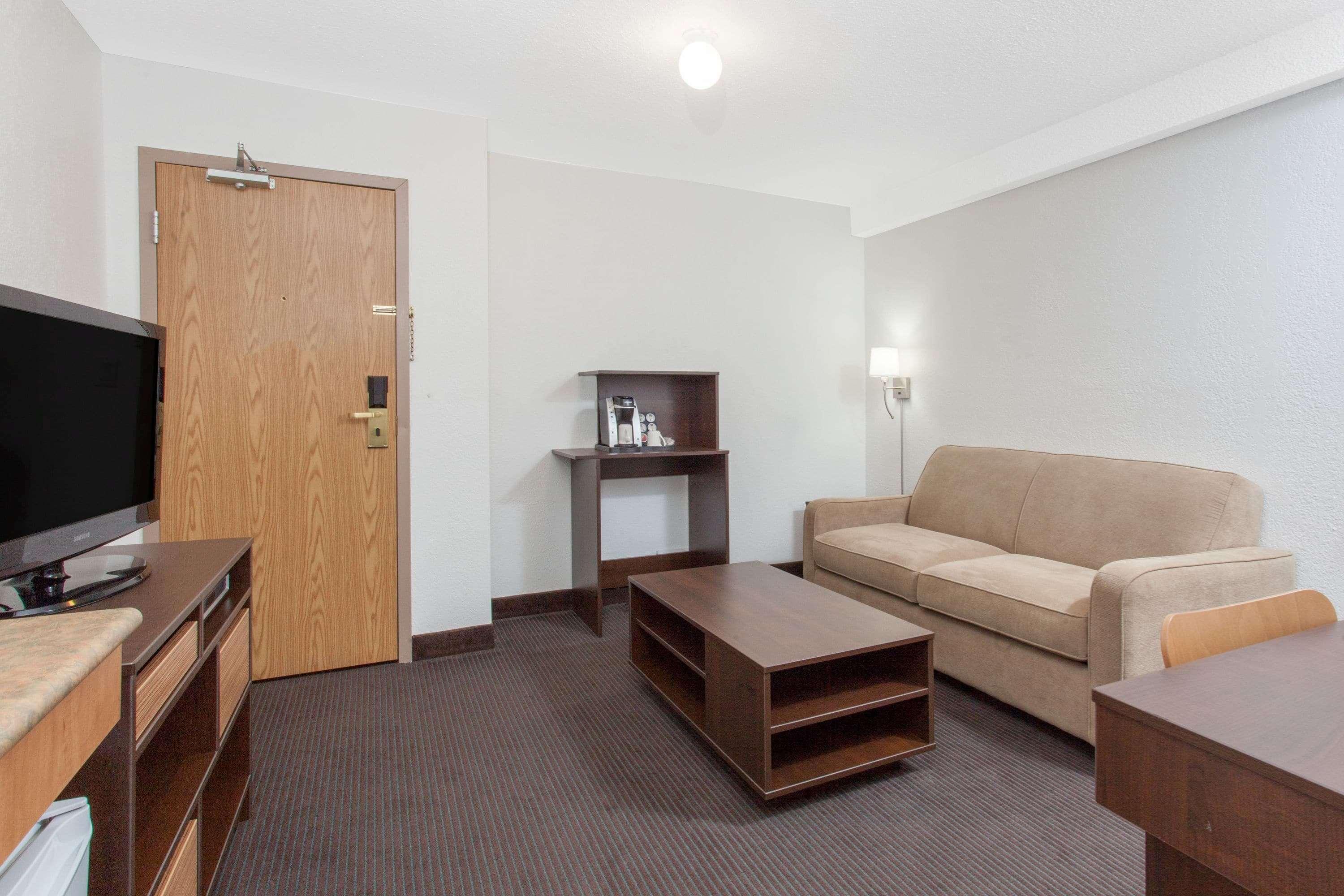 Super 8 By Wyndham Kenora Hotel Kültér fotó