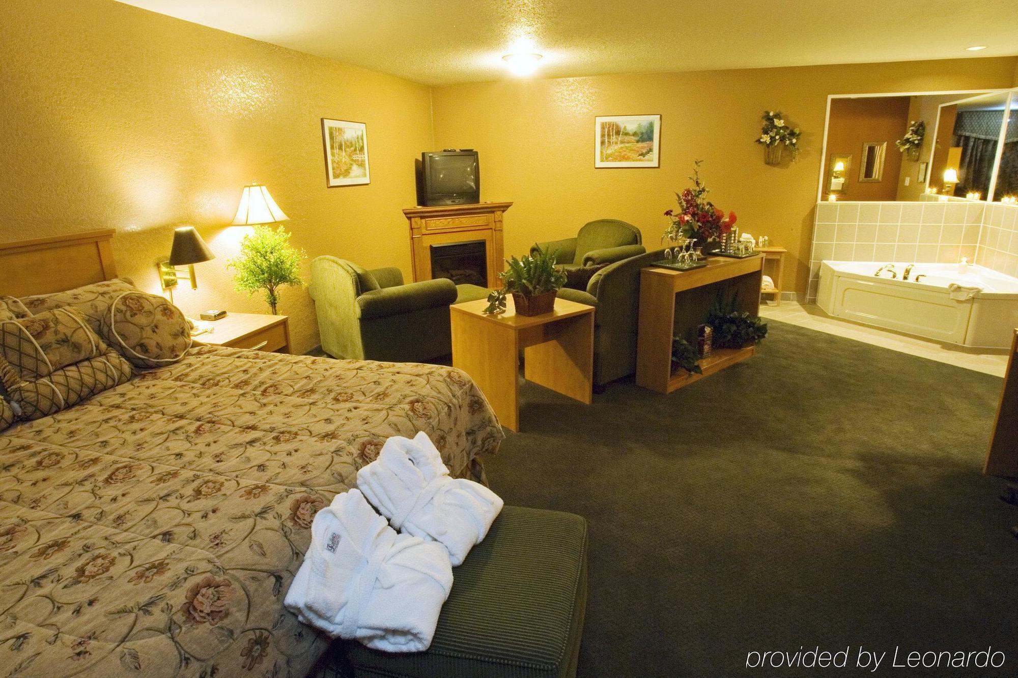 Super 8 By Wyndham Kenora Hotel Szoba fotó