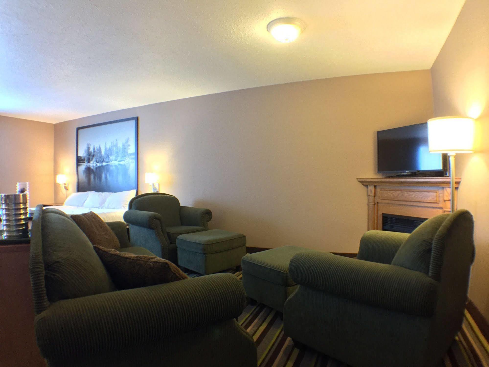 Super 8 By Wyndham Kenora Hotel Kültér fotó