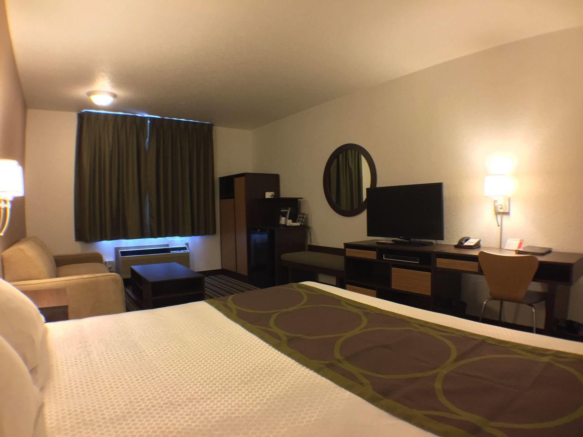 Super 8 By Wyndham Kenora Hotel Kültér fotó