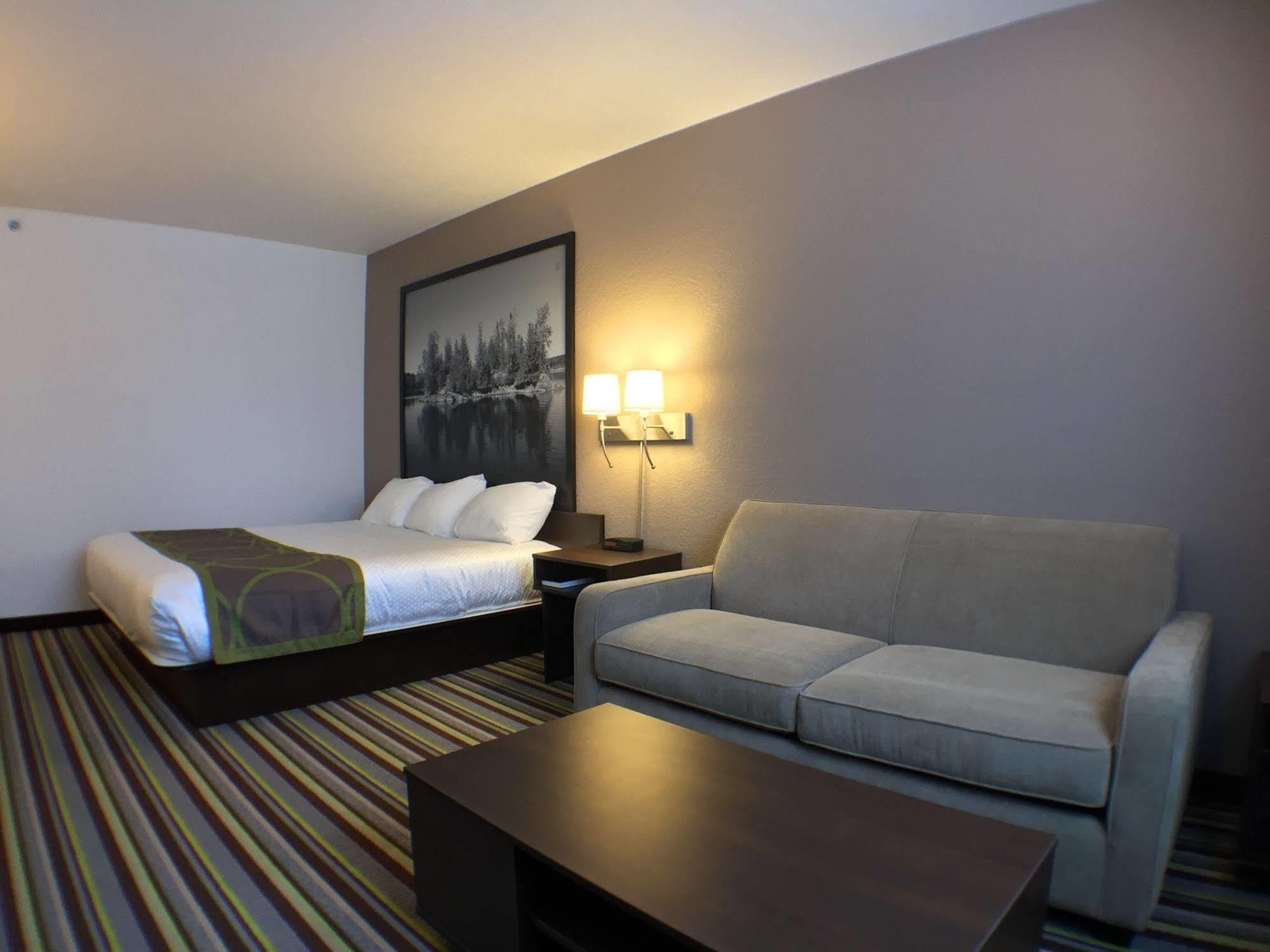 Super 8 By Wyndham Kenora Hotel Kültér fotó