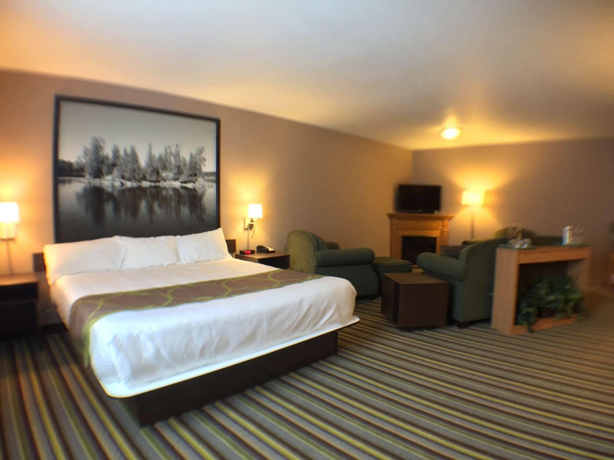 Super 8 By Wyndham Kenora Hotel Kültér fotó